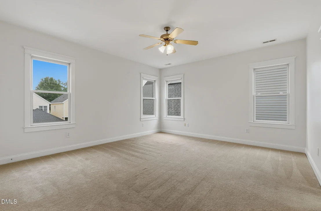 Photo of 112 Bridgegate Drive