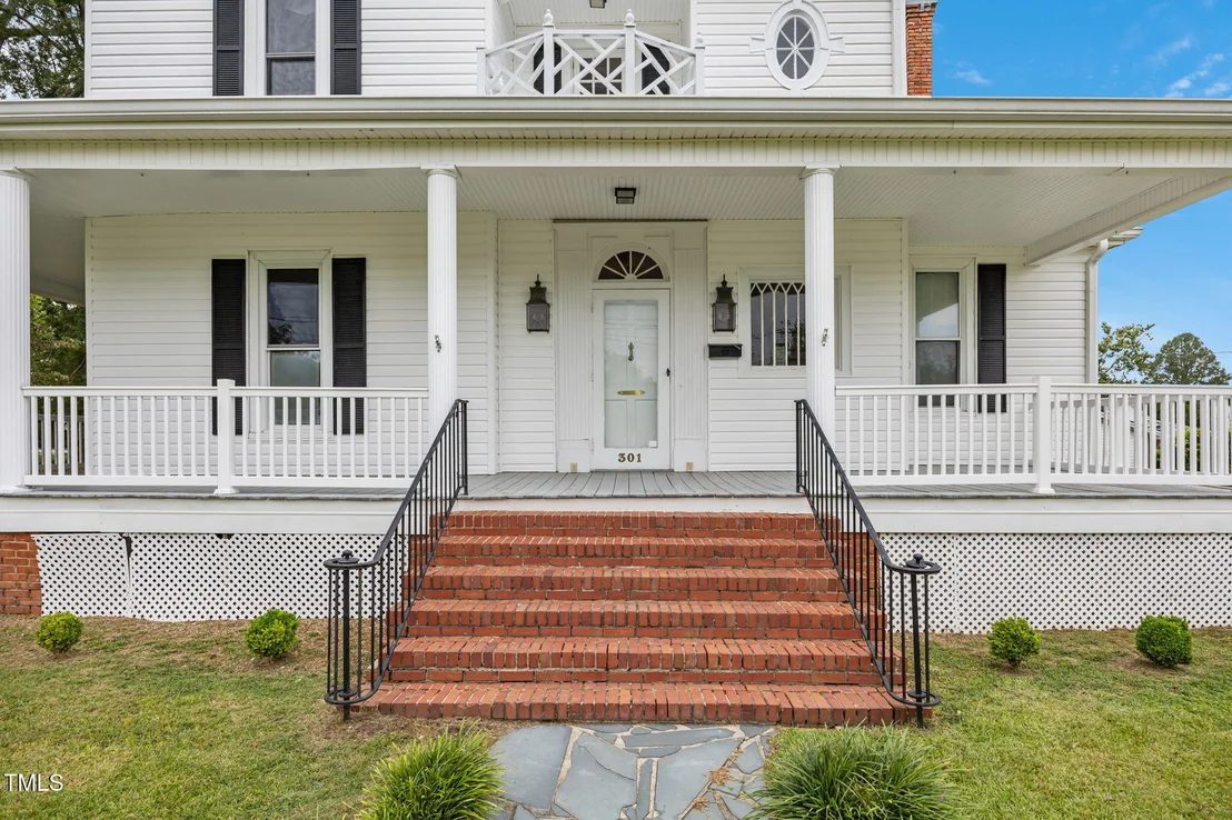 Photo of 301 E H Street