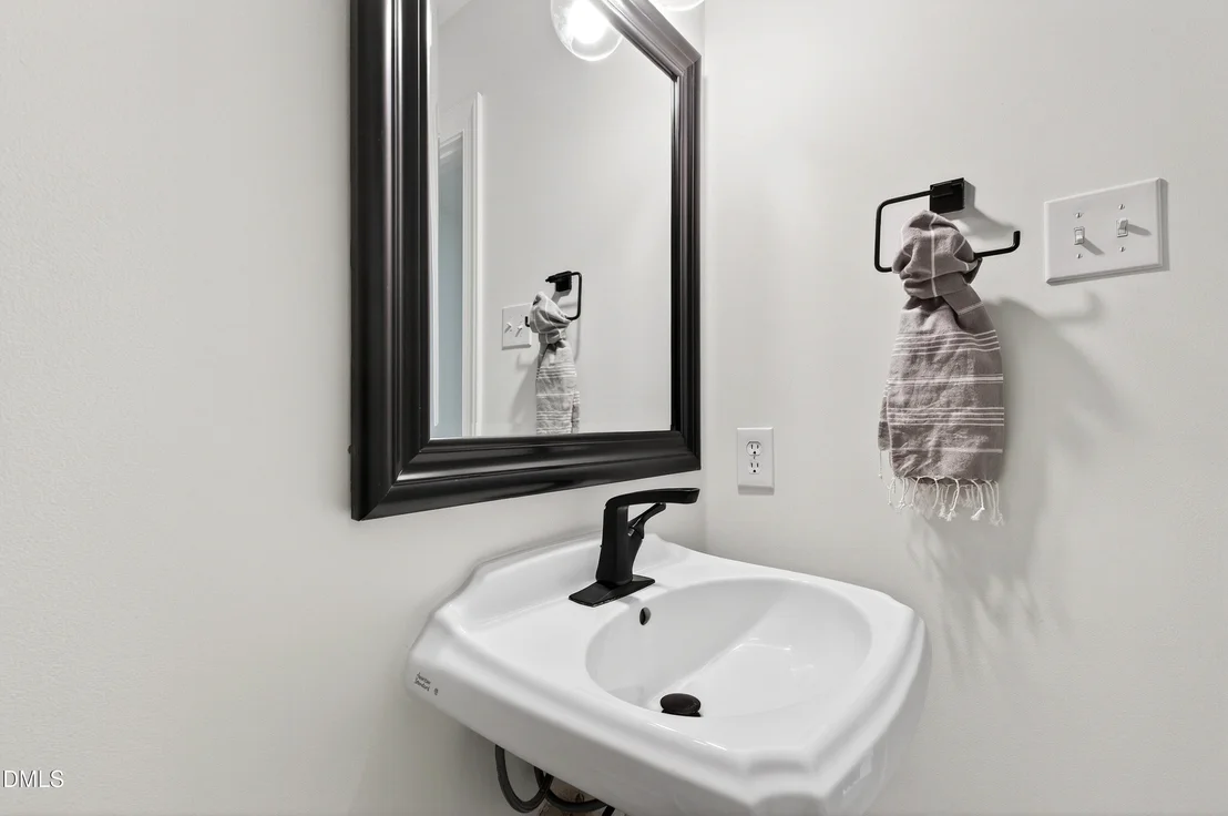 Photo of 1001 Pebblebrook Drive