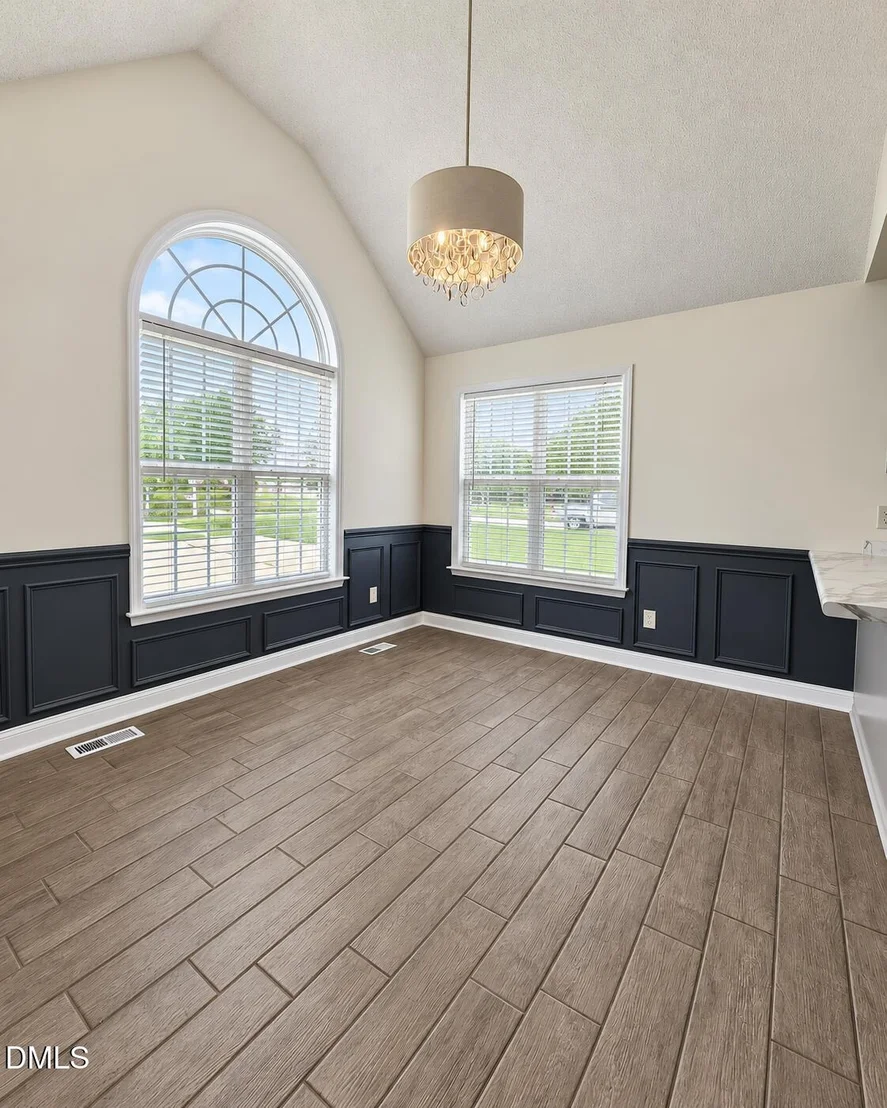 Photo of 1025 Feldmen Drive