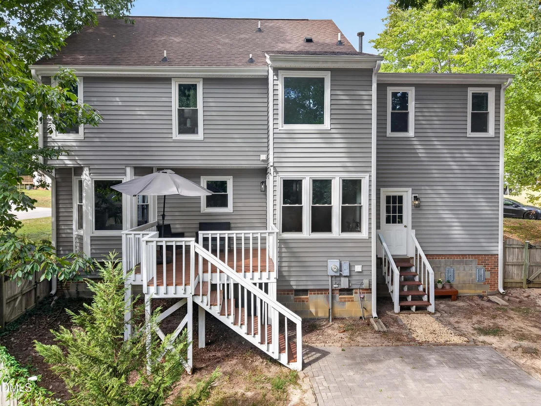 Photo of 908 Clifford Drive