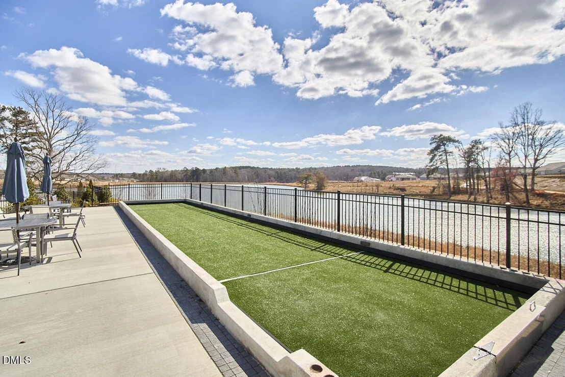 Photo of 104 Shadowbrook Trail