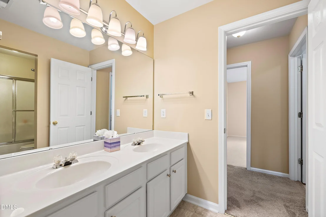 Photo of 7400 Silver View Lane