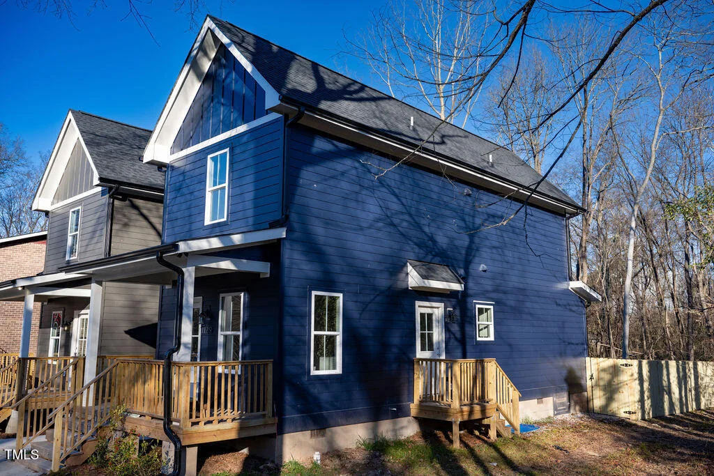 Photo of 1129 Elmo Street