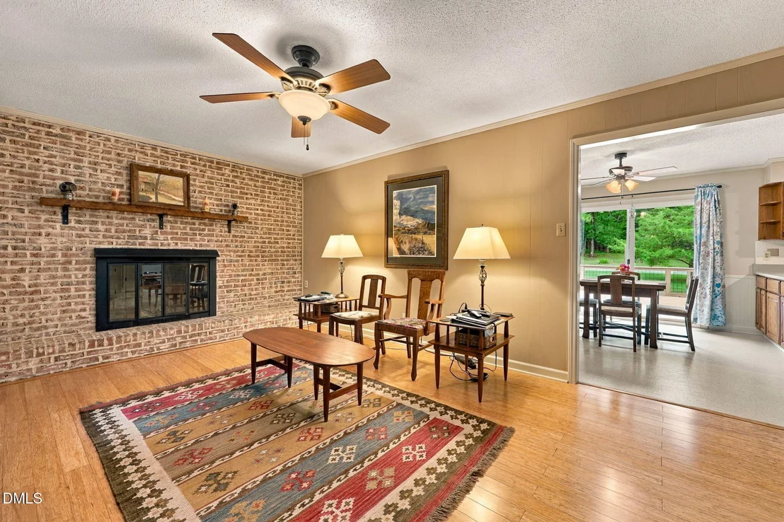 Photo of 5909 Cole Mill Road