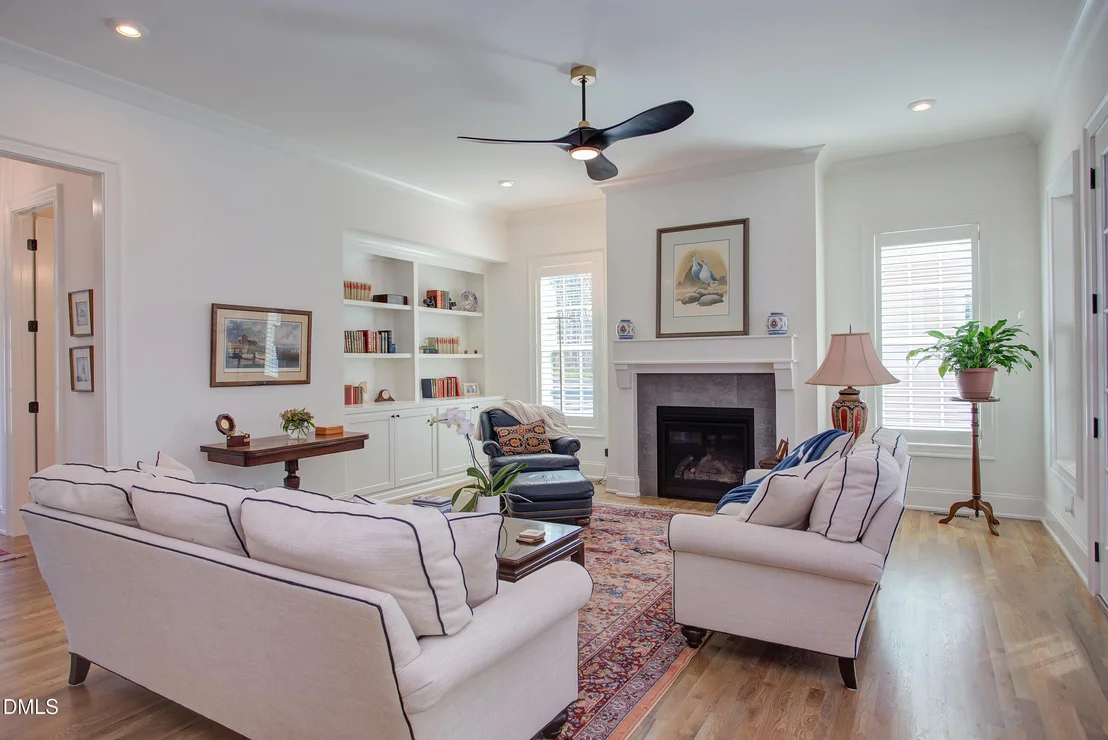 Photo of 1028 Whitehall Circle