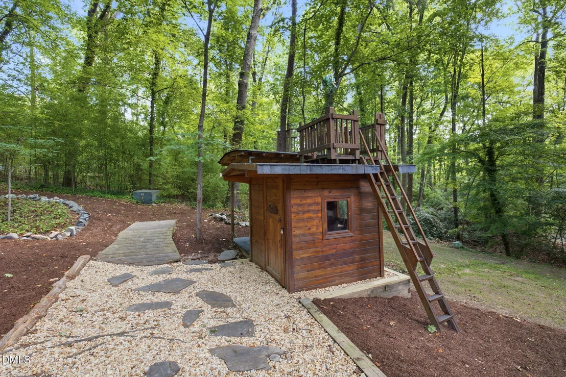 Photo of 1615 Valley Run