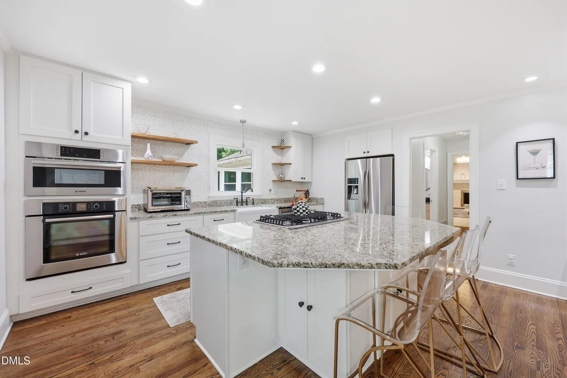 Photo of 6901 Woodmere Drive