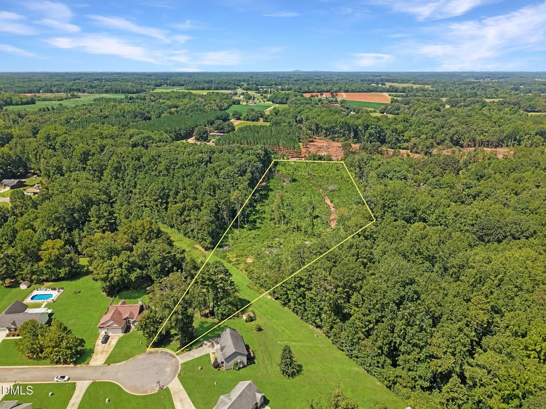 Photo of 231 Nuthatch Lane