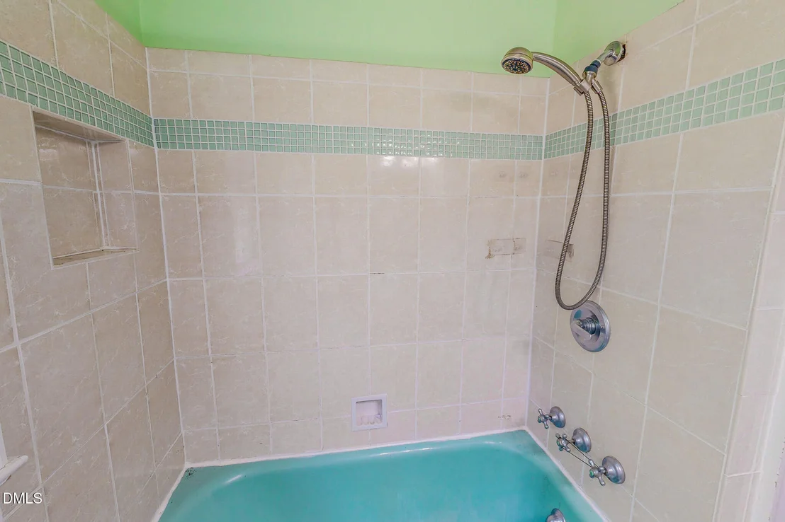 Photo of 208 Forestwood Drive