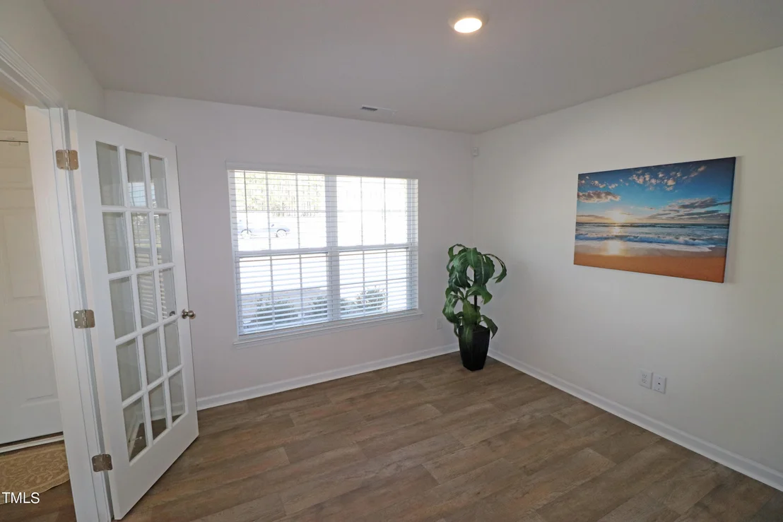 Photo of 5445 Carolines Way