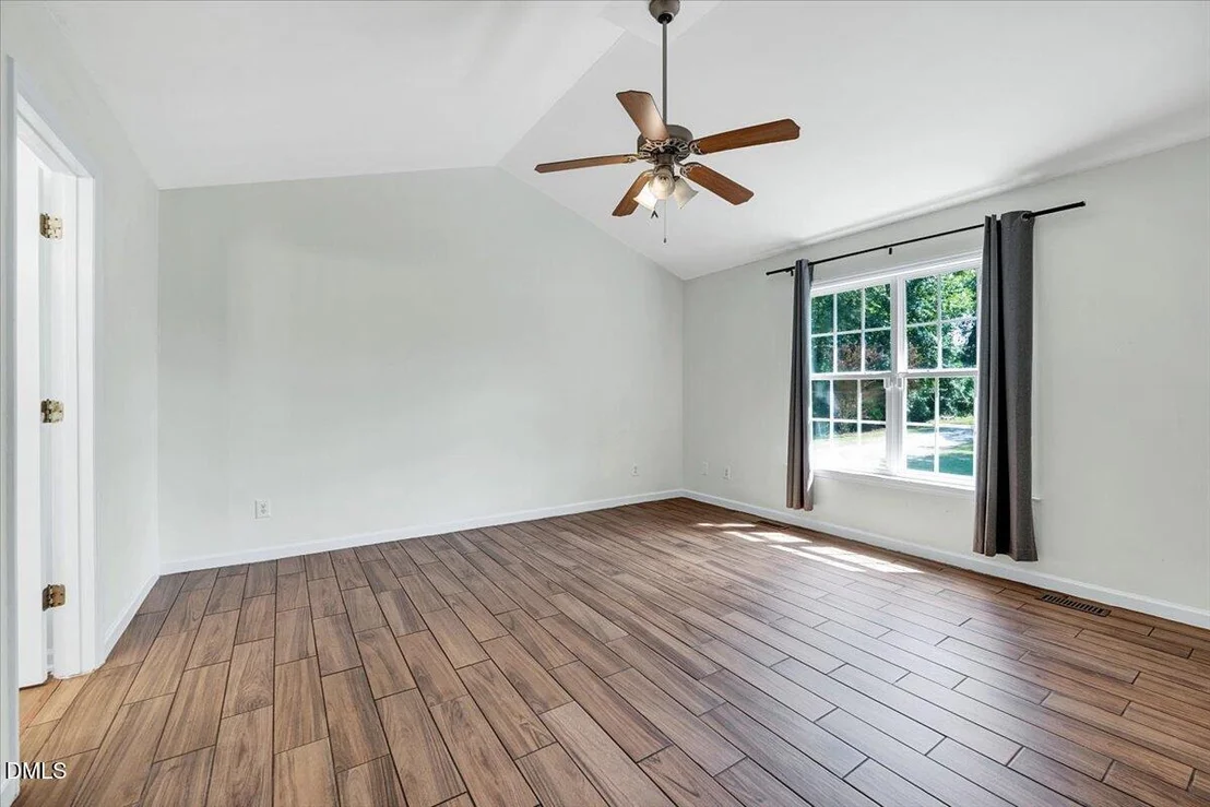 Photo of 128 Edmondson Drive