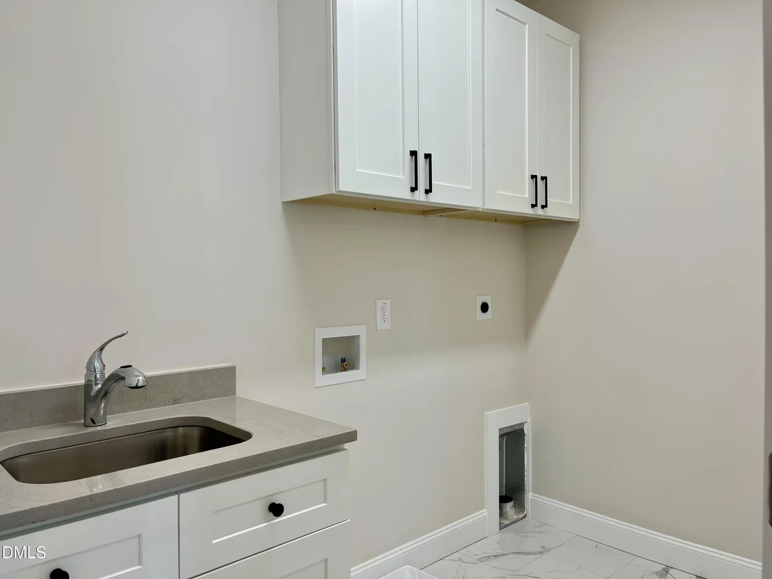 Photo of 416 Cardinal Crest Lane