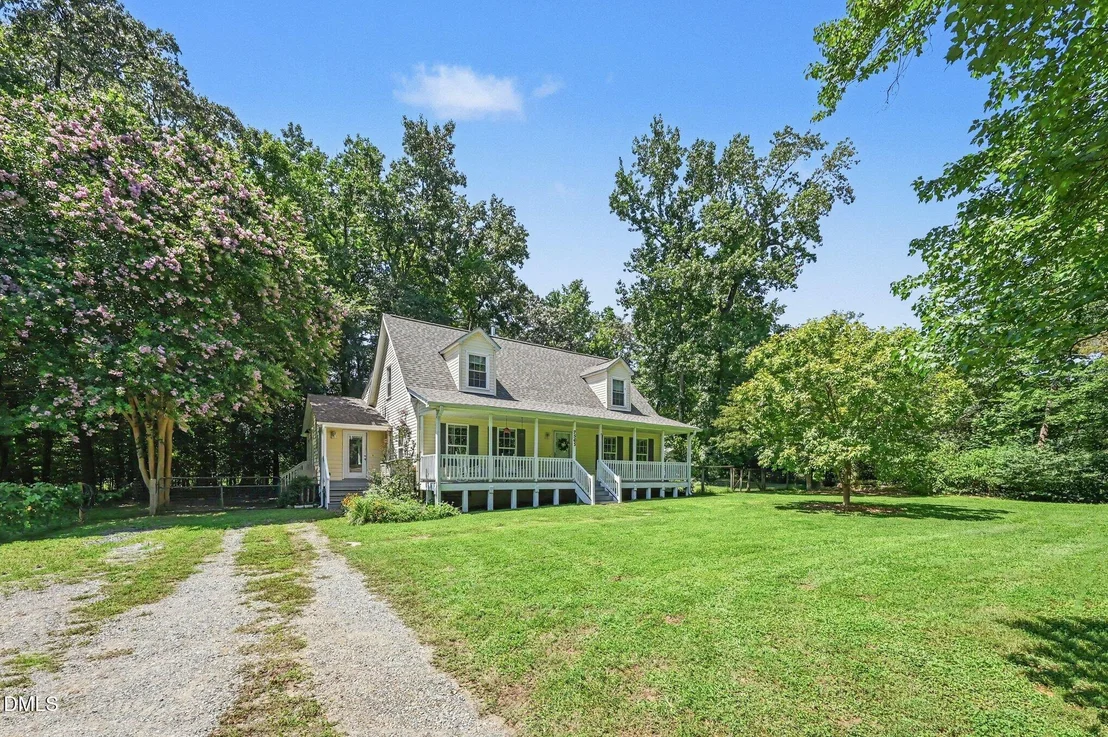 Photo of 7563 Babe Ruth Trail