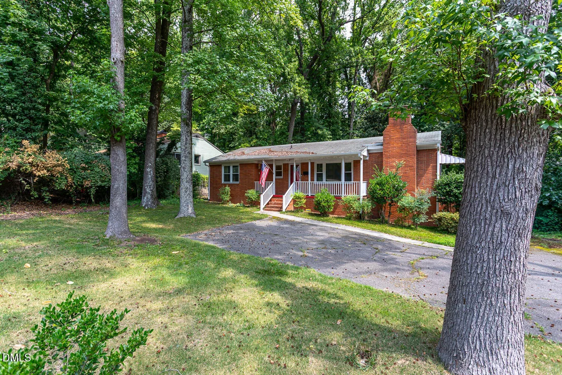 Photo of 2602 Wade Avenue