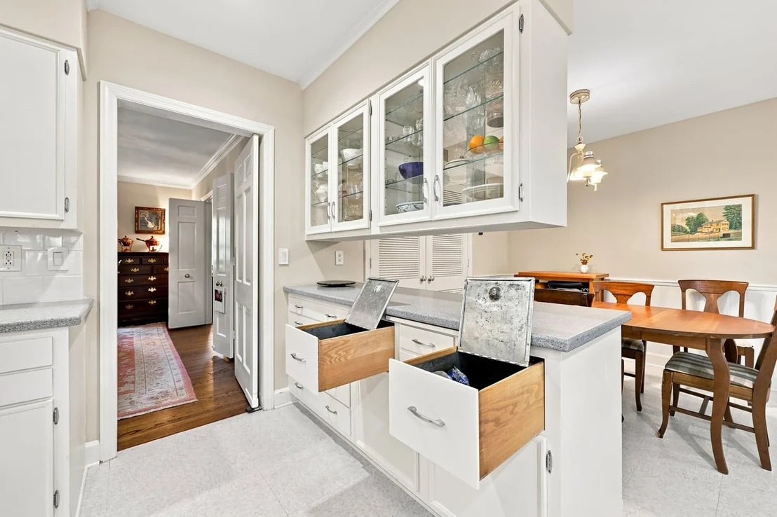 Photo of 3605 Rugby Road