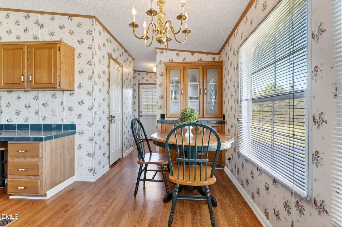 Photo of 1190 Sanders Road