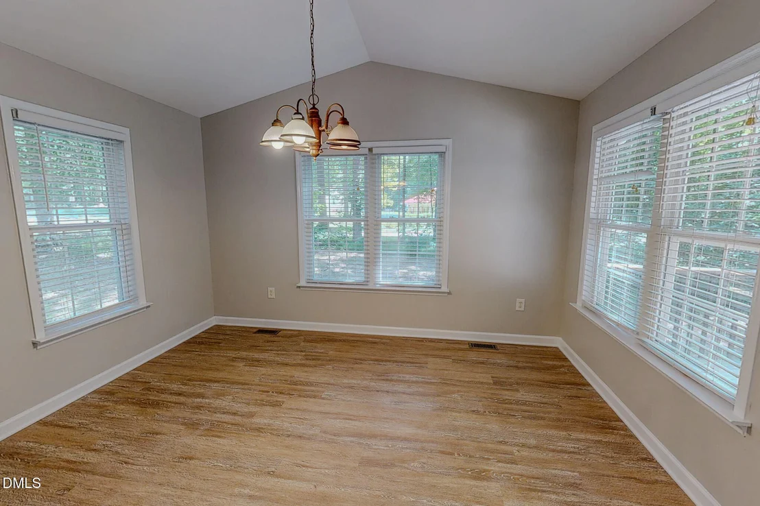Photo of 180 Dandelion Drive
