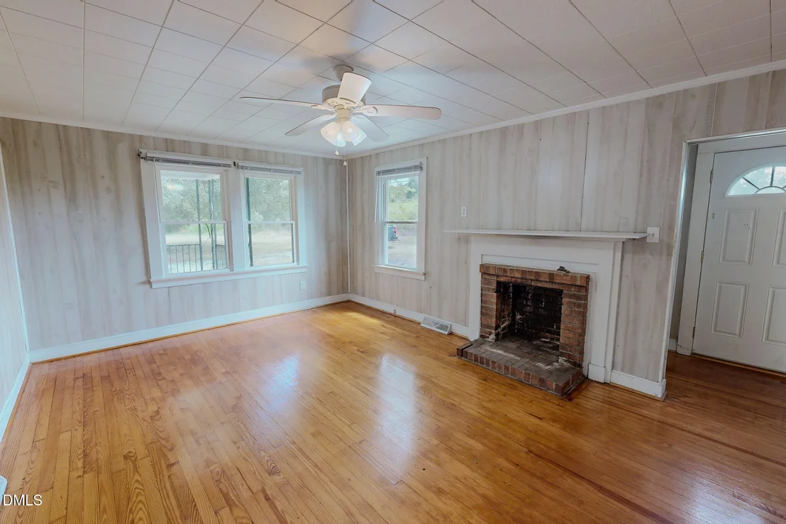 Photo of 151 Wrenon Avenue