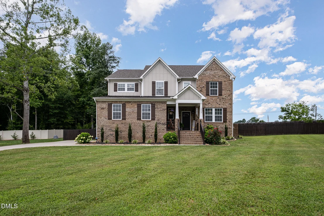 Photo of 3082 Cascade Drive