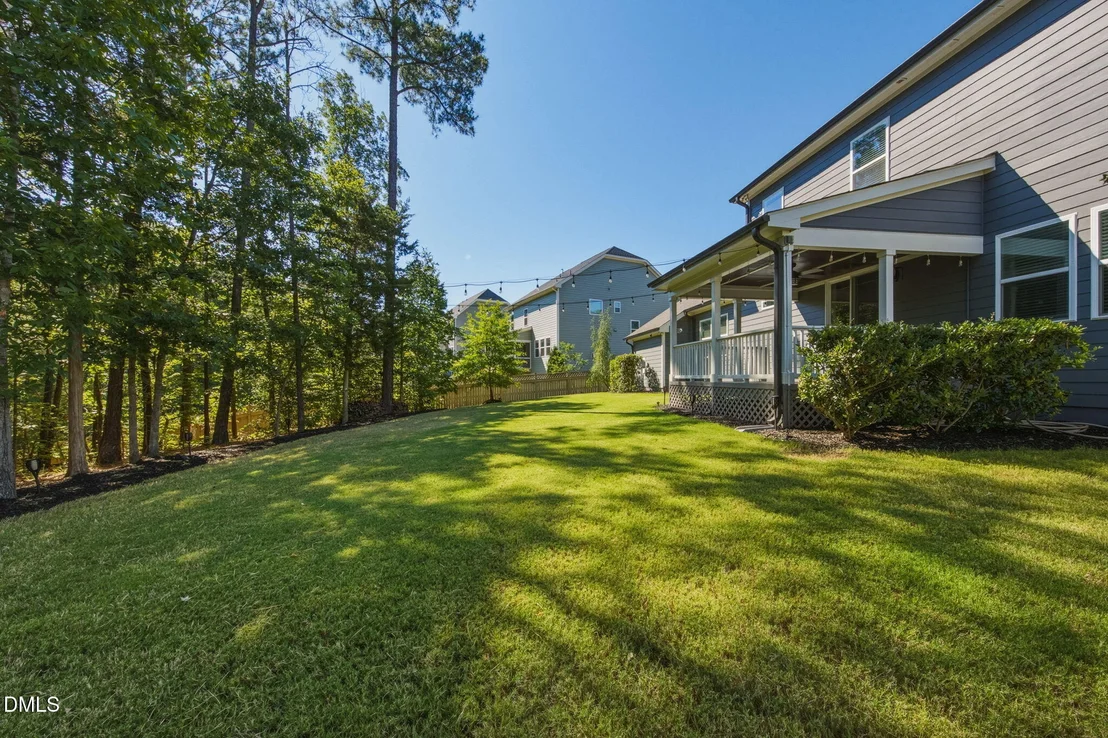Photo of 1029 Queensdale Drive