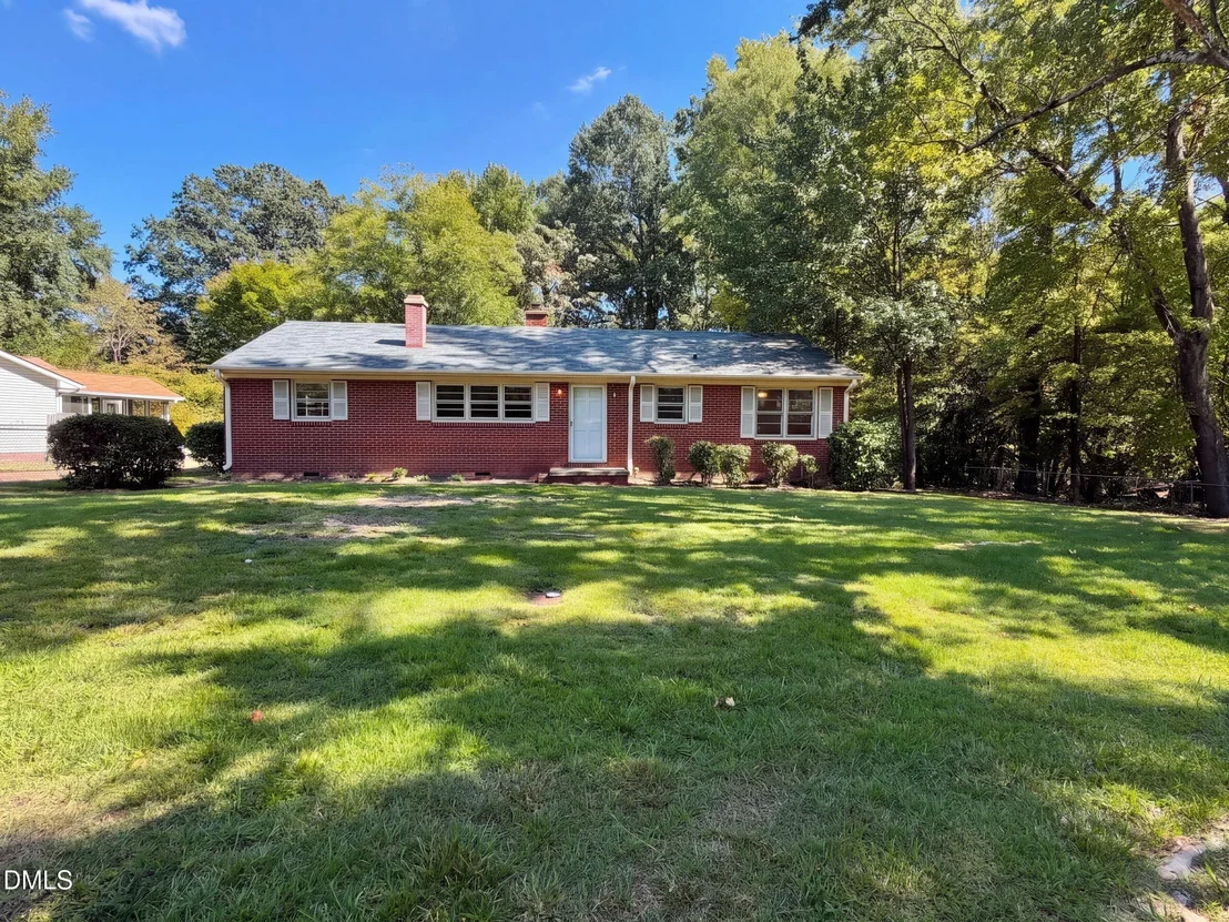 Photo of 3811 Woodside Road