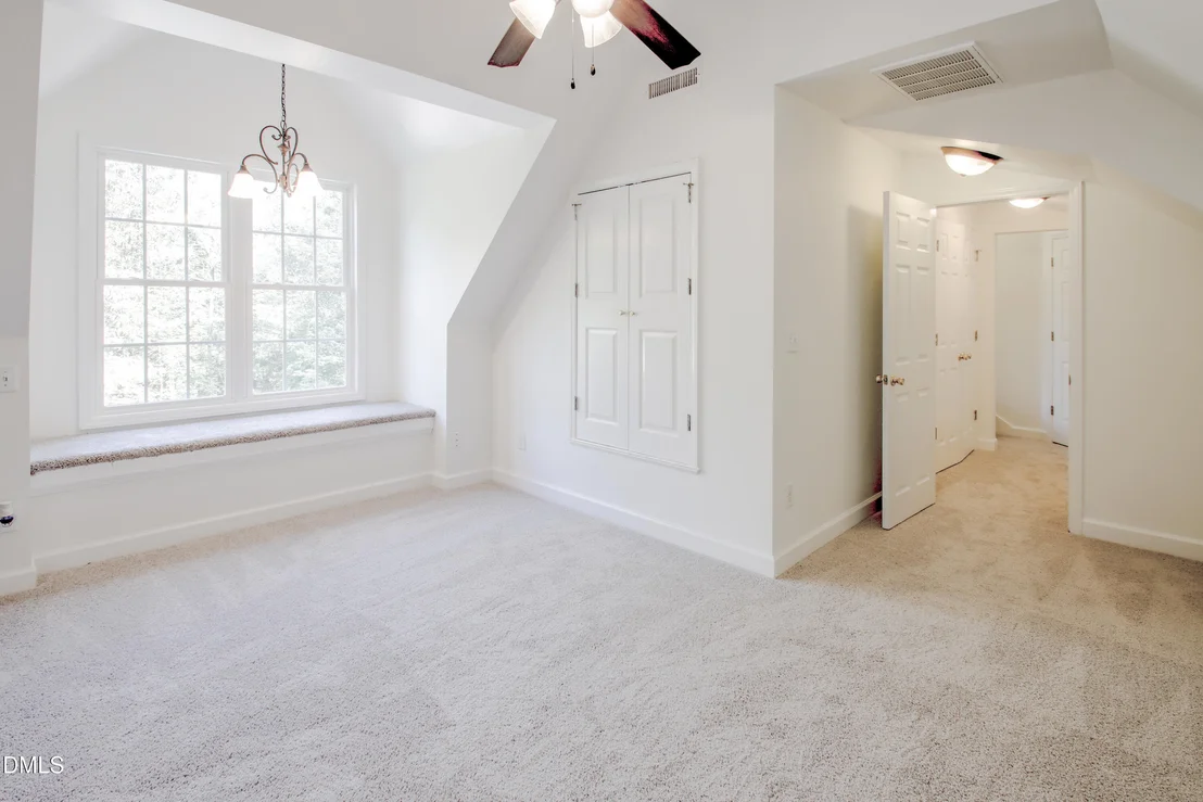 Photo of 2423 Old Oxford Road