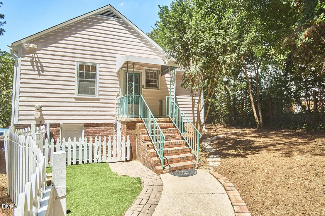 Photo of 1615 Ward Street
