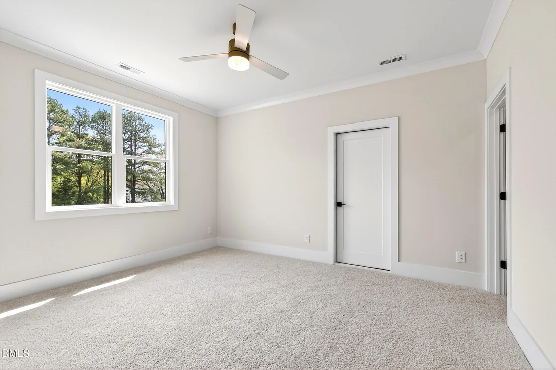 Photo of 688 Lynch Road