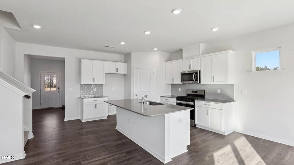 Photo of 106 Tiger Eye Drive
