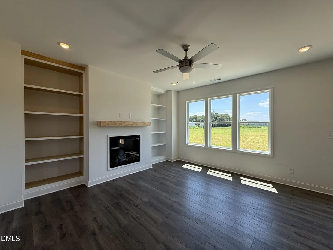 Photo of 140 Longfield Court
