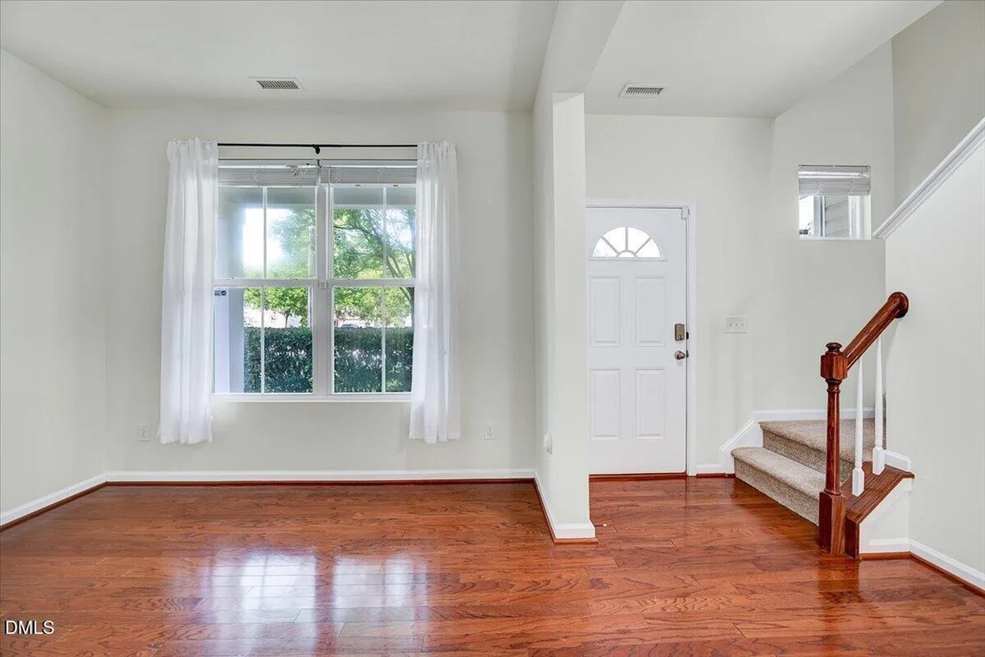 Photo of 5110 Rainmaker Drive