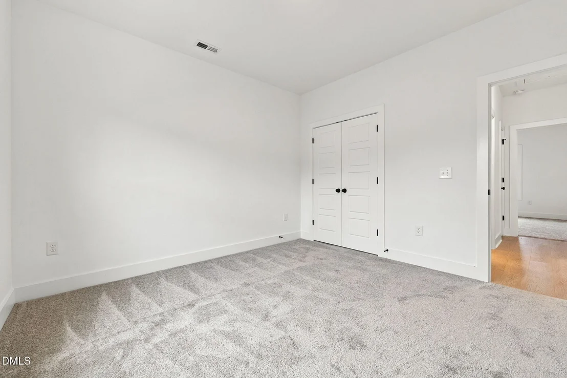 Photo of 135 Grinnell Loop