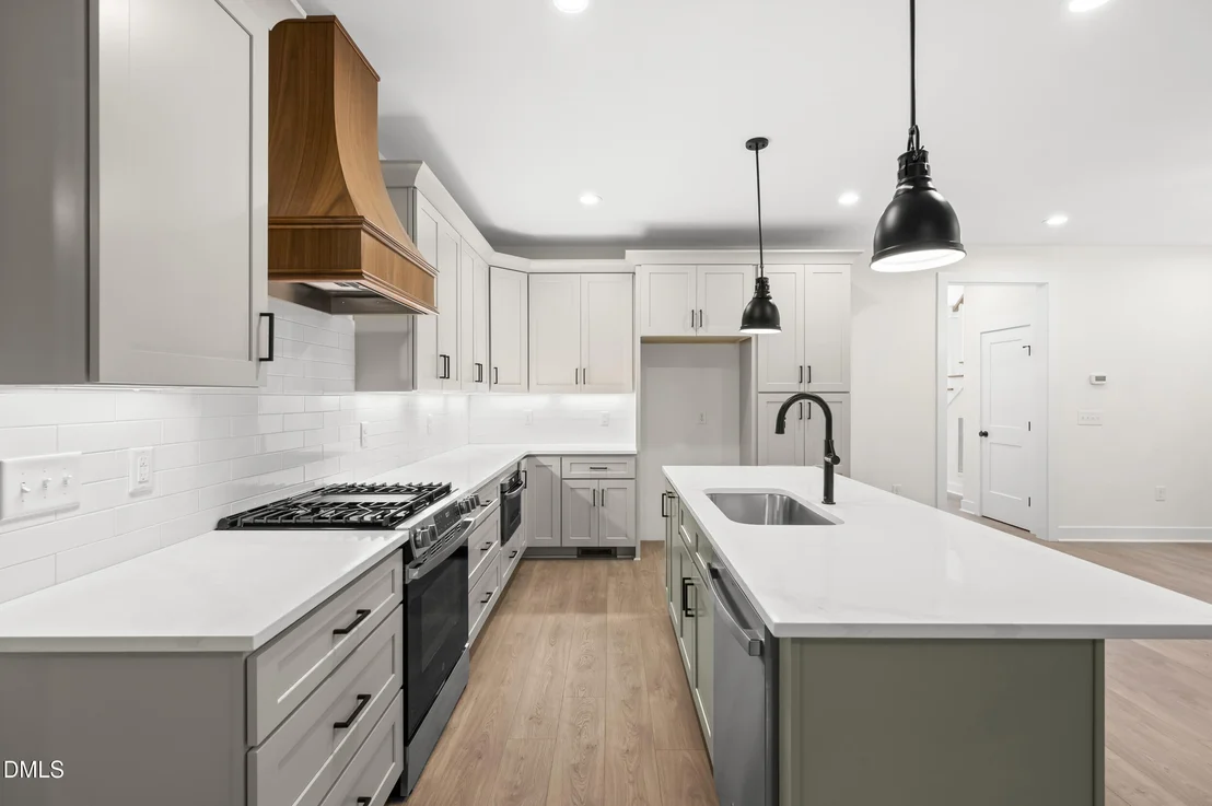 Photo of 708 Grayhaven Place