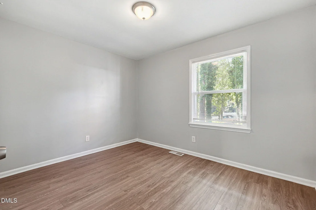 Photo of 5613 Deerborn Drive