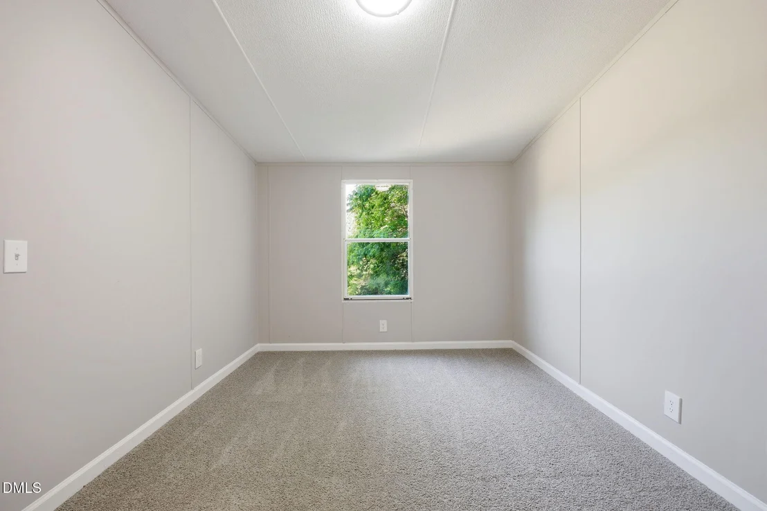 Photo of 733 Lemay Lane