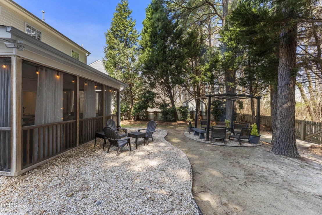 Photo of 3045 Buttonwood Lane