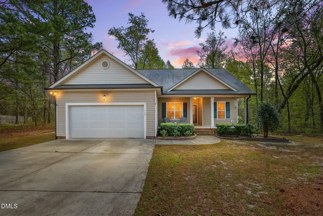 Photo of 117 Maple Leaf Court