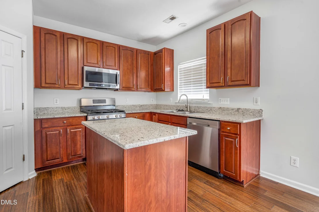 Photo of 1115 Golden Crest Drive