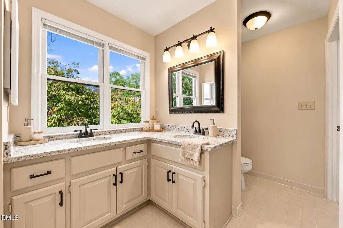 Photo of 13 Whitburn Place