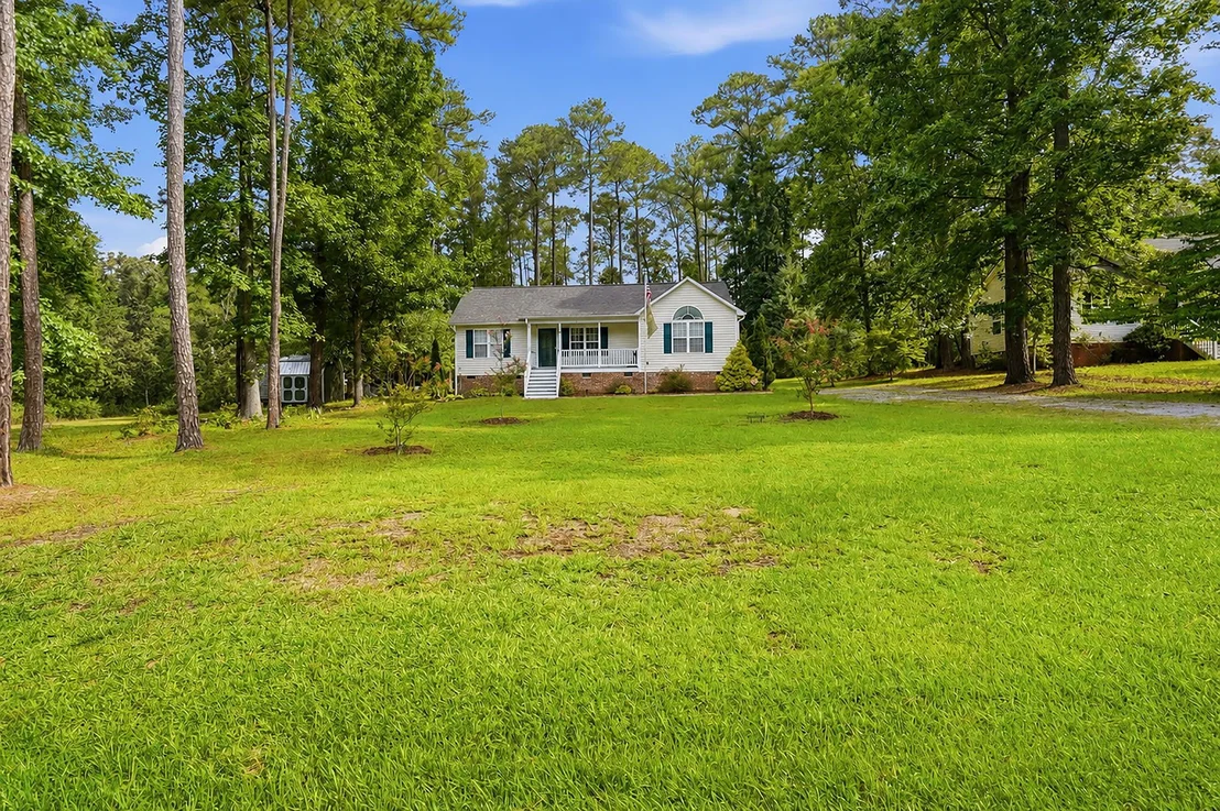Photo of 130 Walton Circle