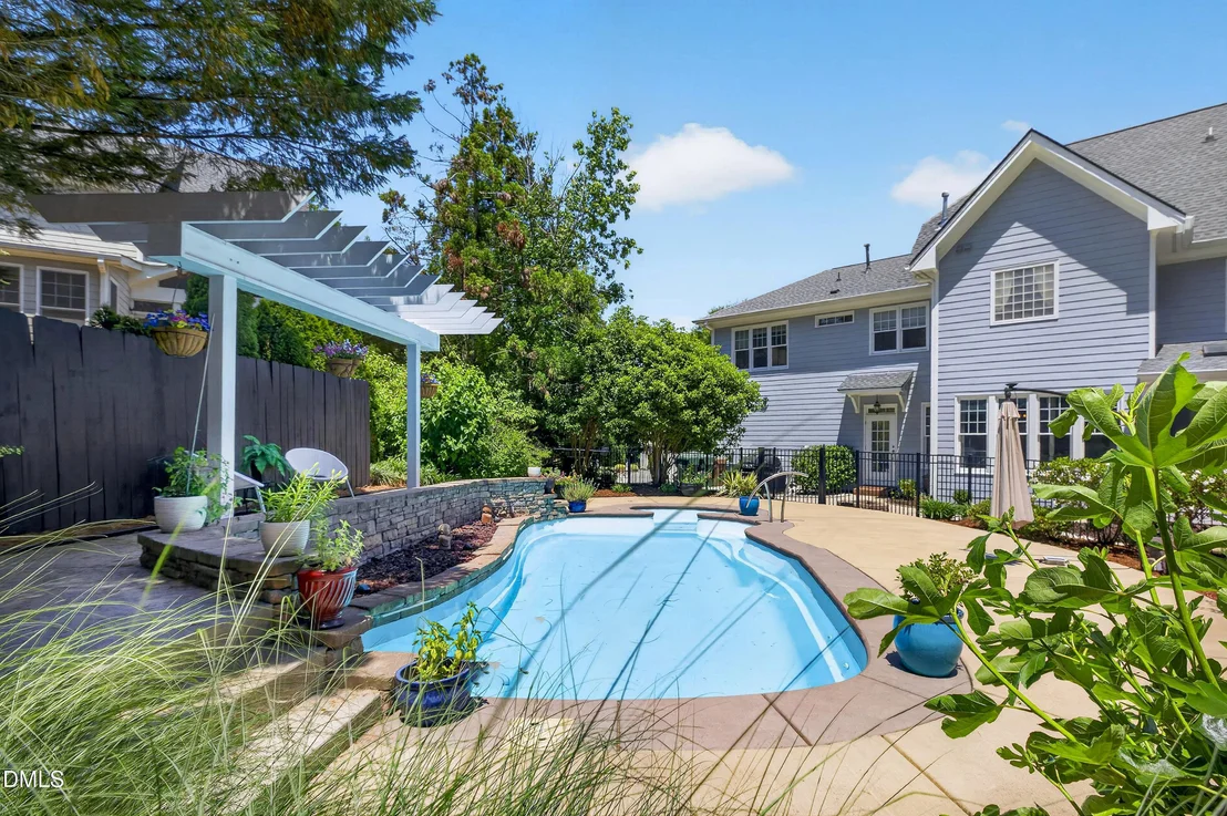 Photo of 945 Alden Bridge Drive