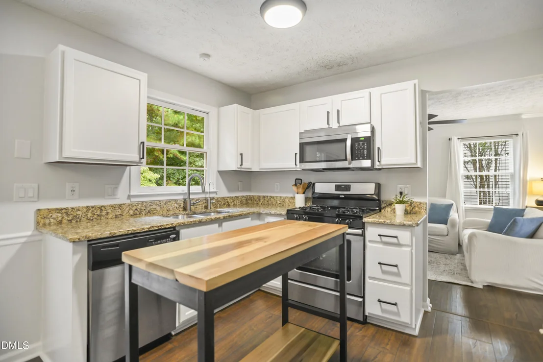 Photo of 330 Tillamook Drive