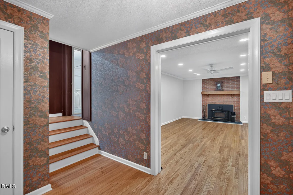 Photo of 13 Winthrop Court