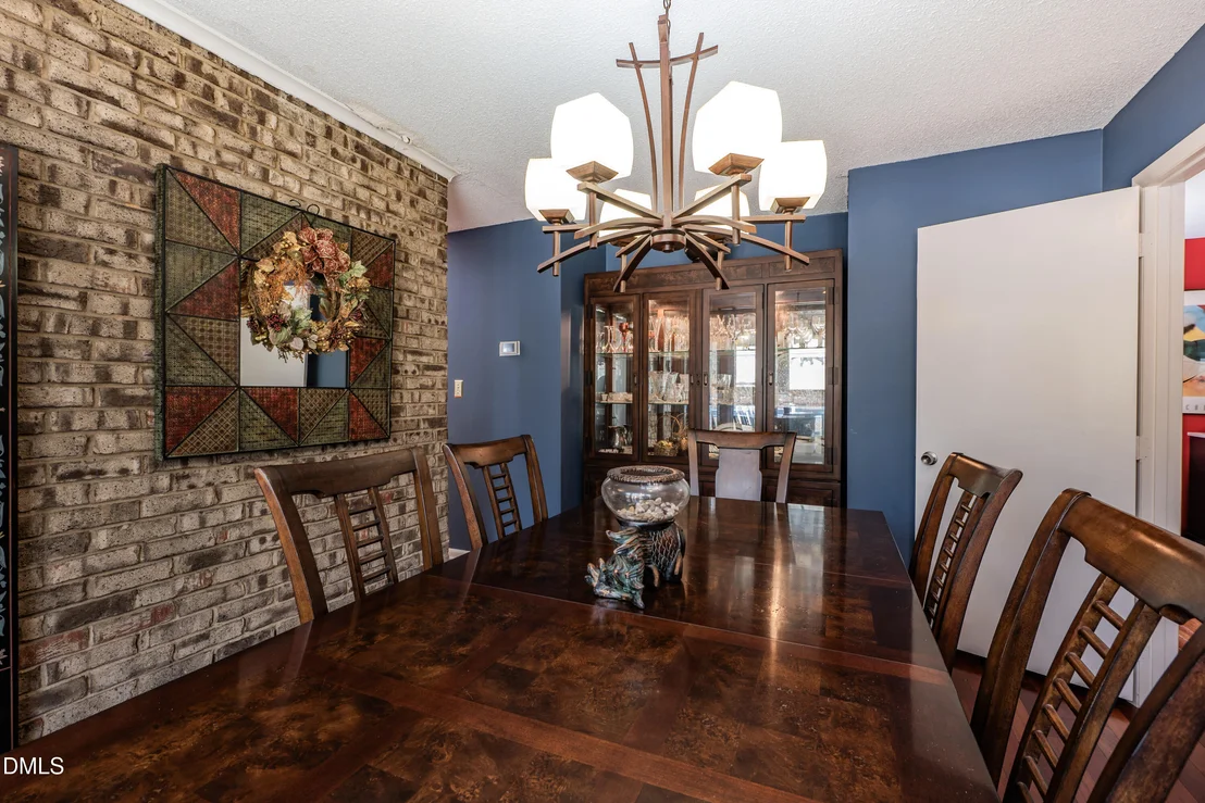Photo of 2213 Timberlake Drive