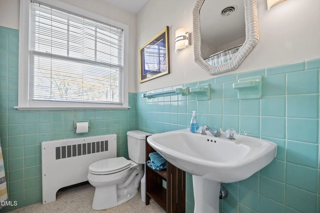 Photo of 2425 Argyle Drive