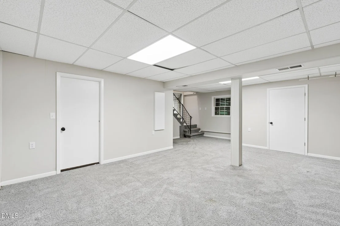 Photo of 412 Pinecroft Drive