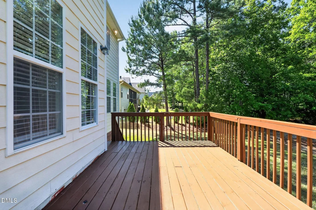 Photo of 370 Long View Drive