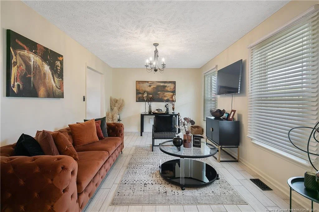 Photo of 6213 Streeter Drive
