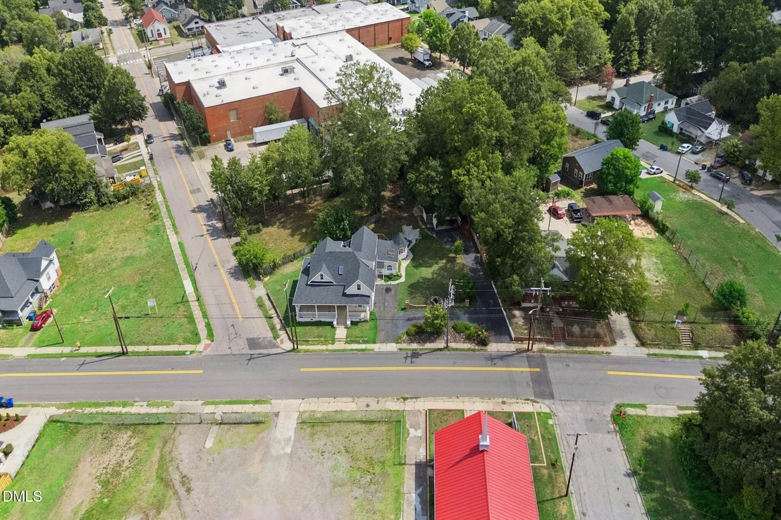 Photo of 1801 Angier Avenue